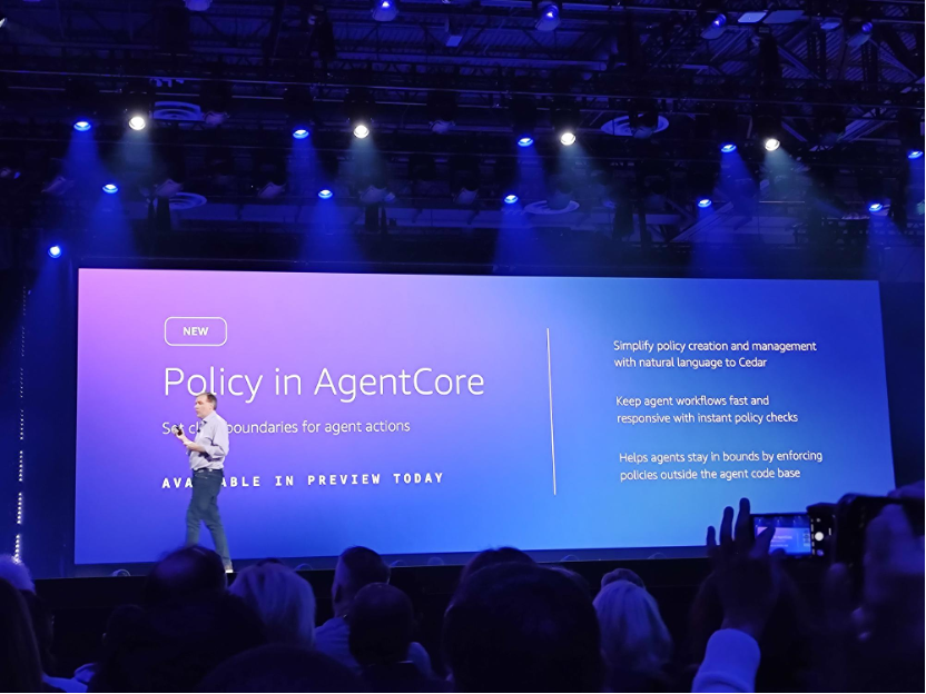 AWS 在 Bedrock Agent Core 中新增 Policy 與 Evaluations 兩項重要功能，協助企業提升代理的治理能力與品質管理。