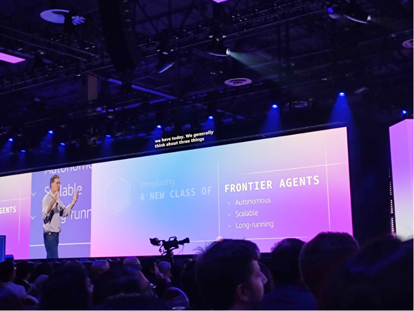 AWS 發布 Frontier Agents，代表新一代具高度自主性的智能代理架構，具備三大核心特點：自主性、可大規模擴展性、長時間運行能力。